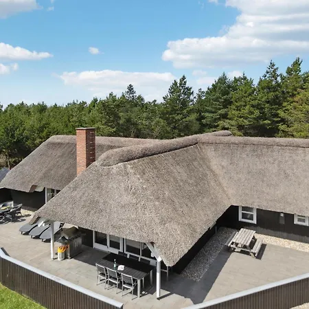 Gorgeous Home In Blavand With Sauna * Blavand