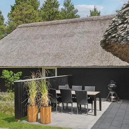 Gorgeous Home In Blavand With Sauna Holiday home *