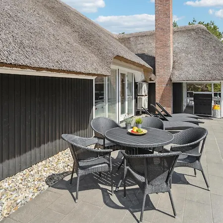 Awesome In With Sauna Holiday home Blavand