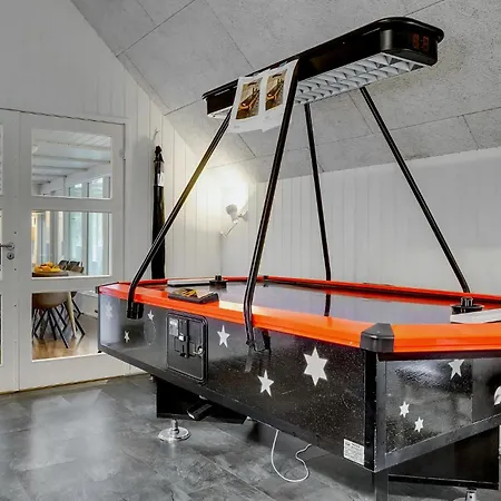 Gorgeous Home In Blavand With Sauna Blavand